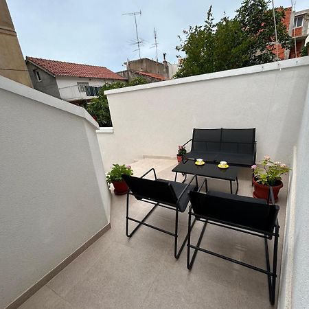 Duje & Roko Apartments シベニク エクステリア 写真