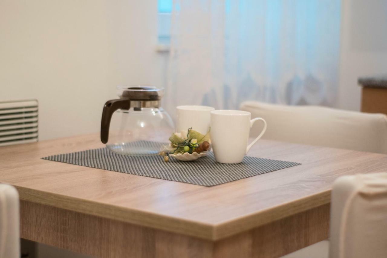 Duje & Roko Apartments シベニク エクステリア 写真